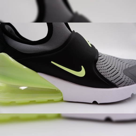 SOLD!!! Youth Nike Air Max 270 Extreme - Picture 7 of 9